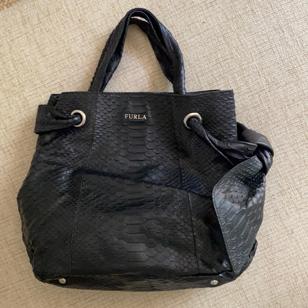 FURLA - Black leather tote
